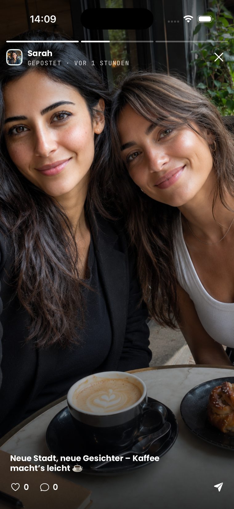 Story in der DSCVRBAR App: zwei Freundinnen beim Kaffee, frisch eingecheckt